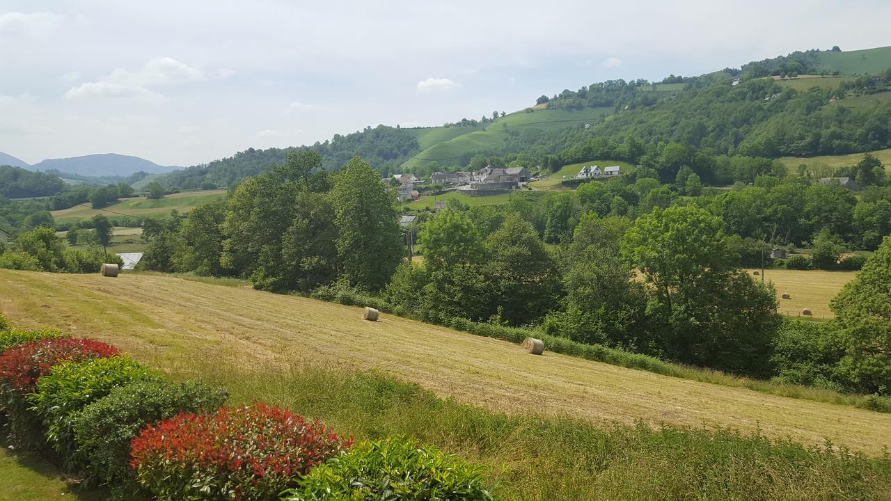 Maison D'Hotes Les 3 Baudets Issor Zewnętrze zdjęcie